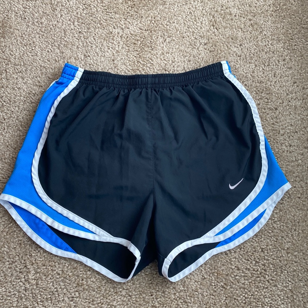Nike Dri-FIT tempo 3” shorts